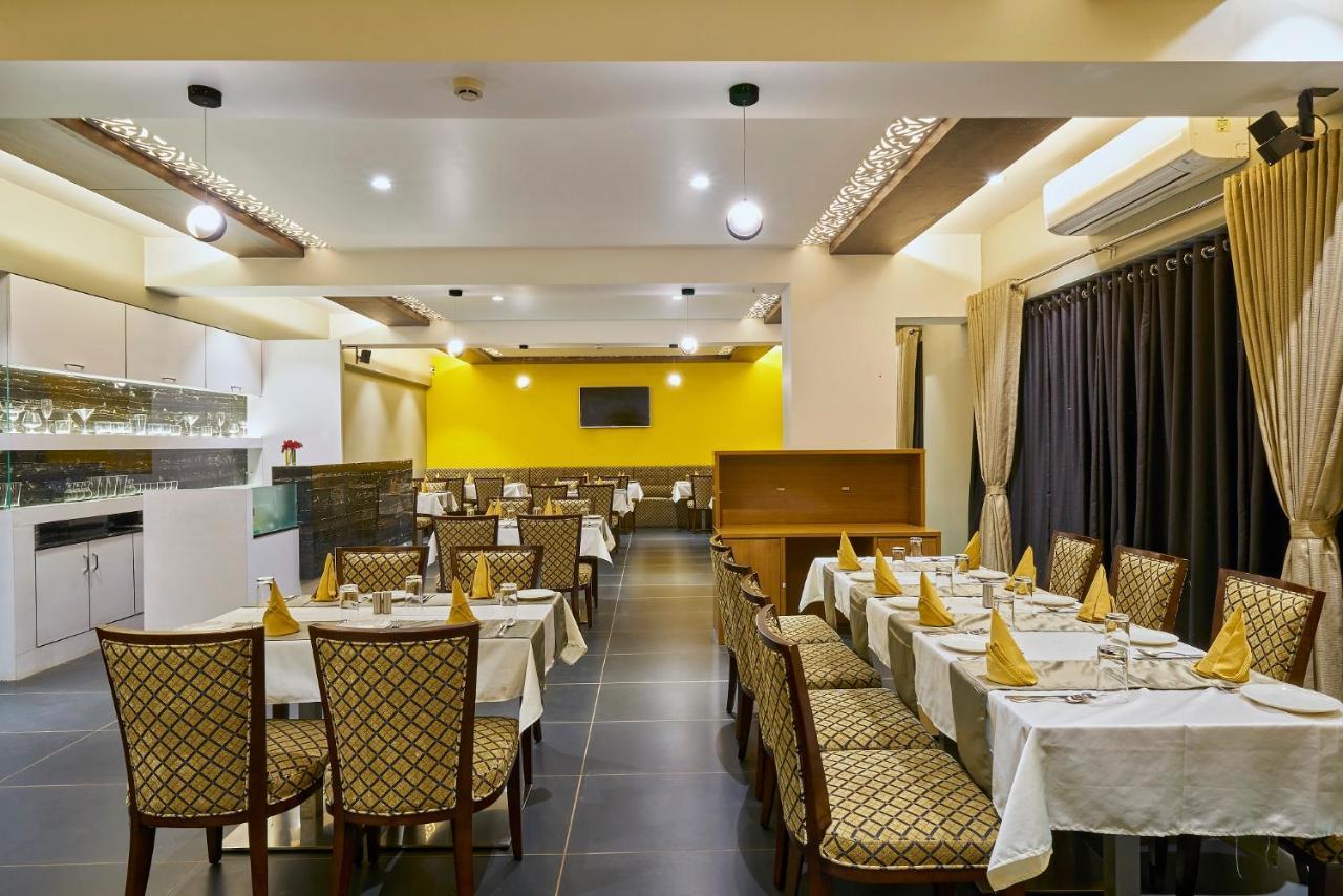 Hotel 3 Leaves Kolhapur Buitenkant foto
